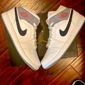 Jordan 1 mens size 10